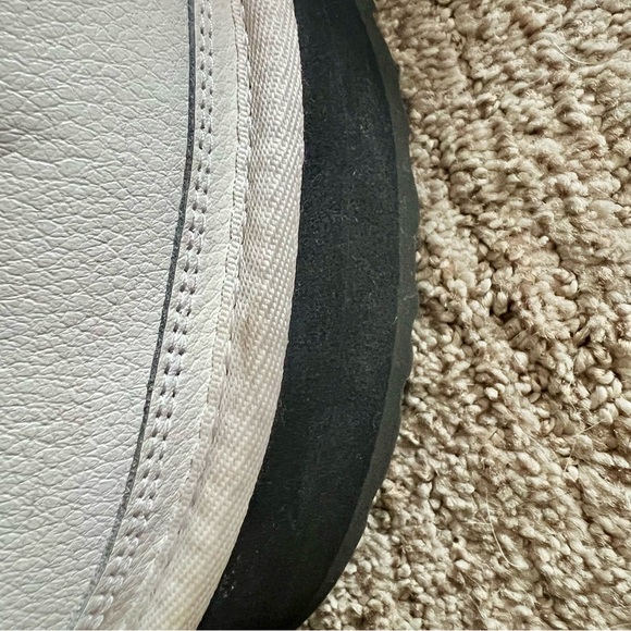 UGG Neumel Suede Platform Boot Chelsea Womens Size 9 Black & White - Picture 11 of 14